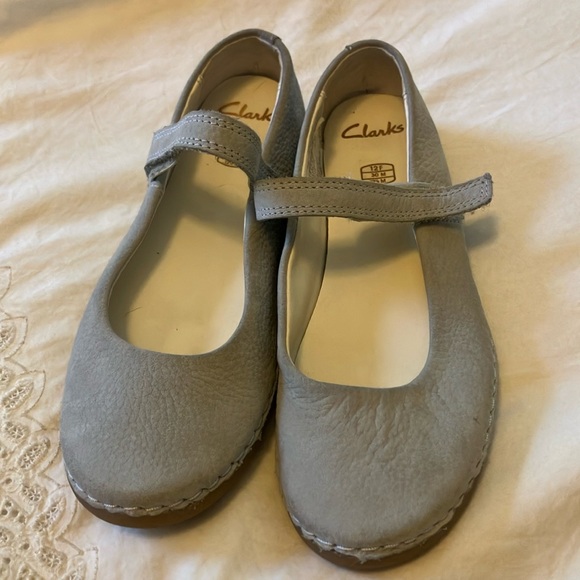 Clarks Skylark Tap Mary Janes NWOT - Picture 1 of 4